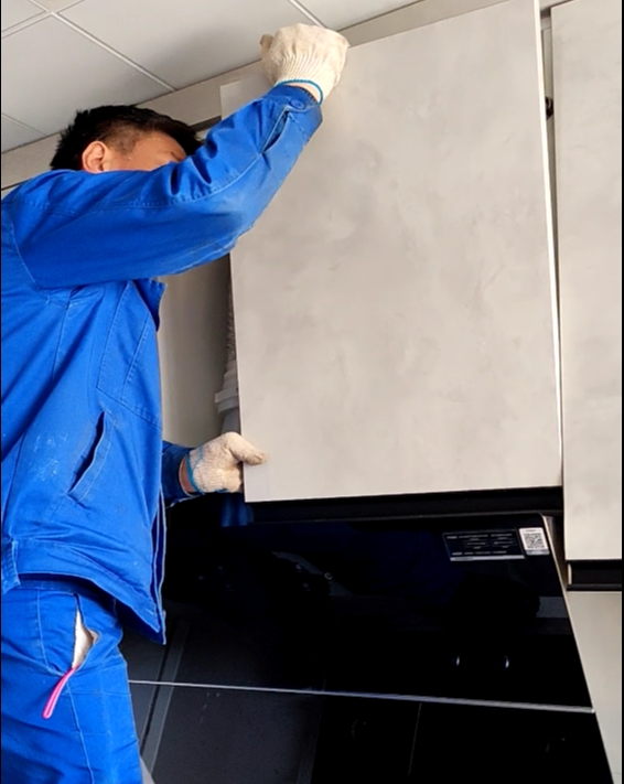 客戶說當初追媳婦就是靠著一手好廚藝才娶到家的，所以廚房是兩個人溫存的地方